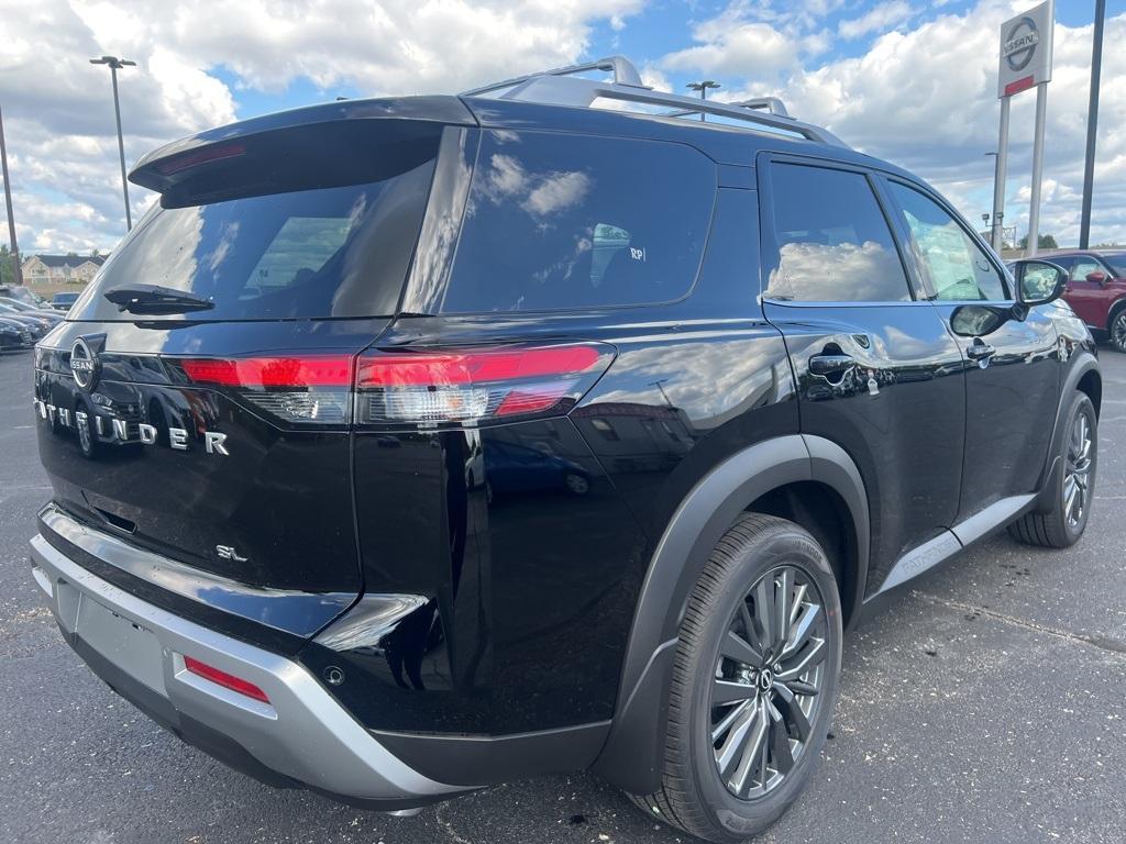 new 2024 Nissan Pathfinder car, priced at $39,456