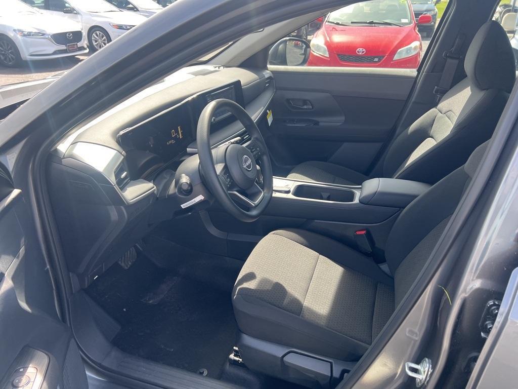 new 2025 Nissan Kicks car, priced at $24,430