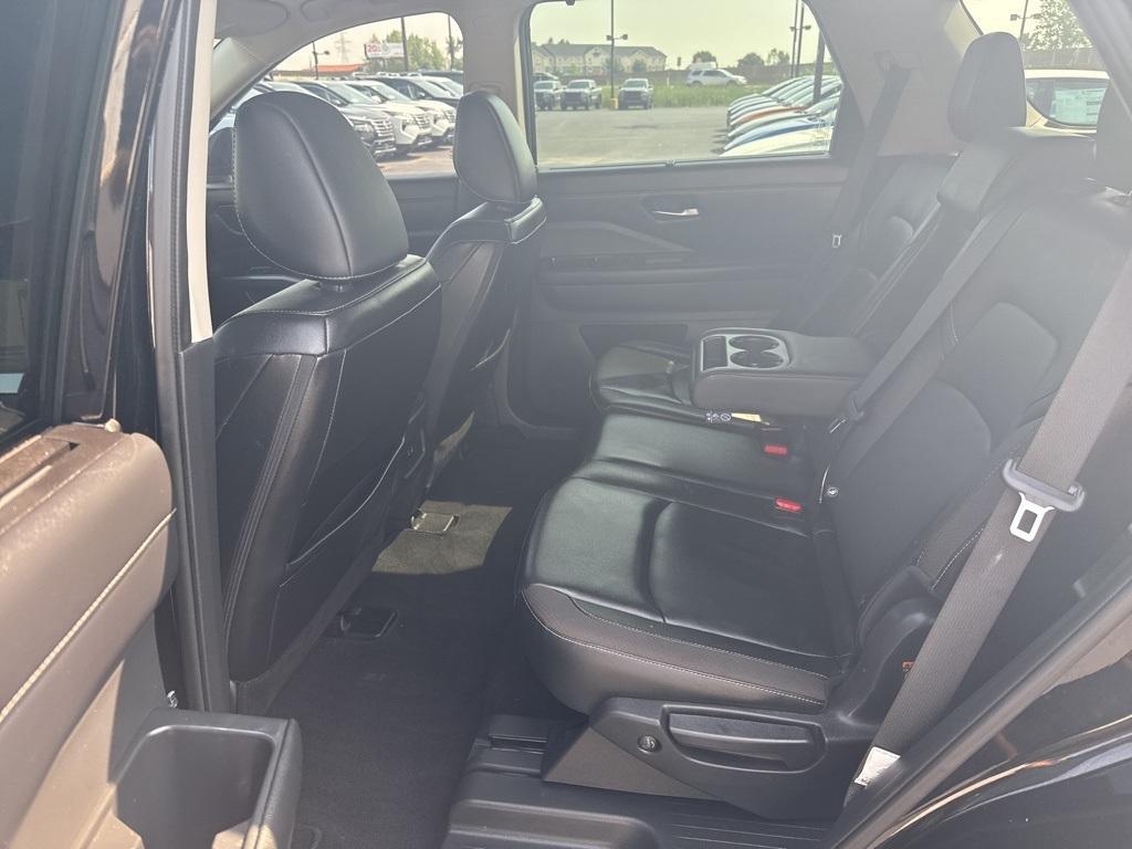used 2023 Nissan Pathfinder car, priced at $36,259