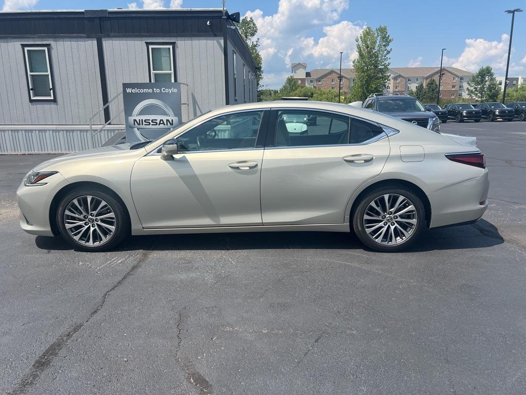 used 2019 Lexus ES 350 car, priced at $26,239