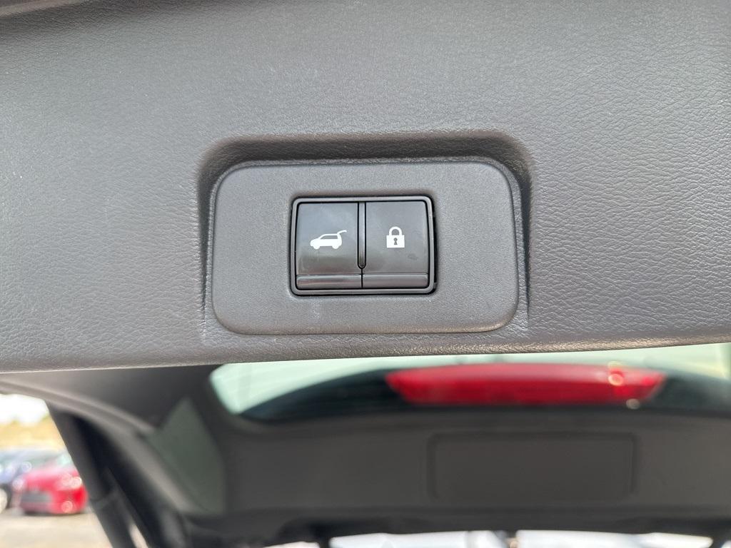 used 2022 Nissan Rogue car, priced at $29,275