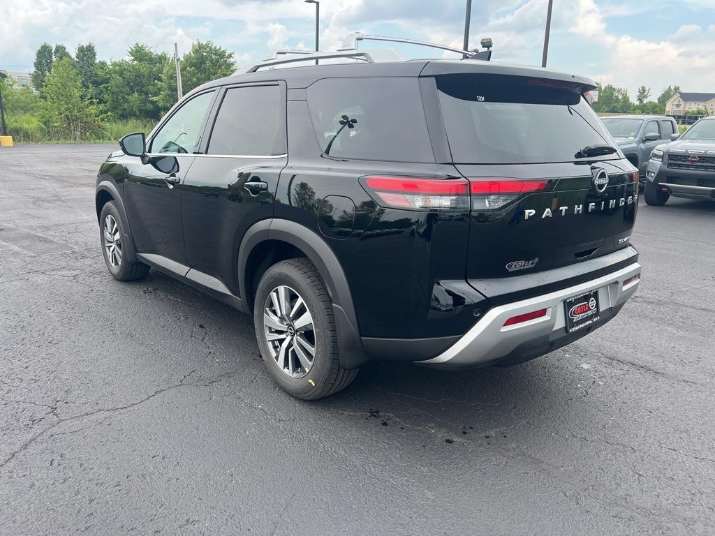 new 2025 Nissan Pathfinder car, priced at $44,484