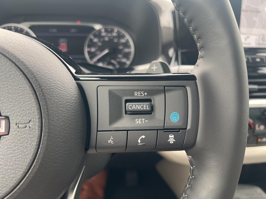 new 2025 Nissan Pathfinder car, priced at $44,484