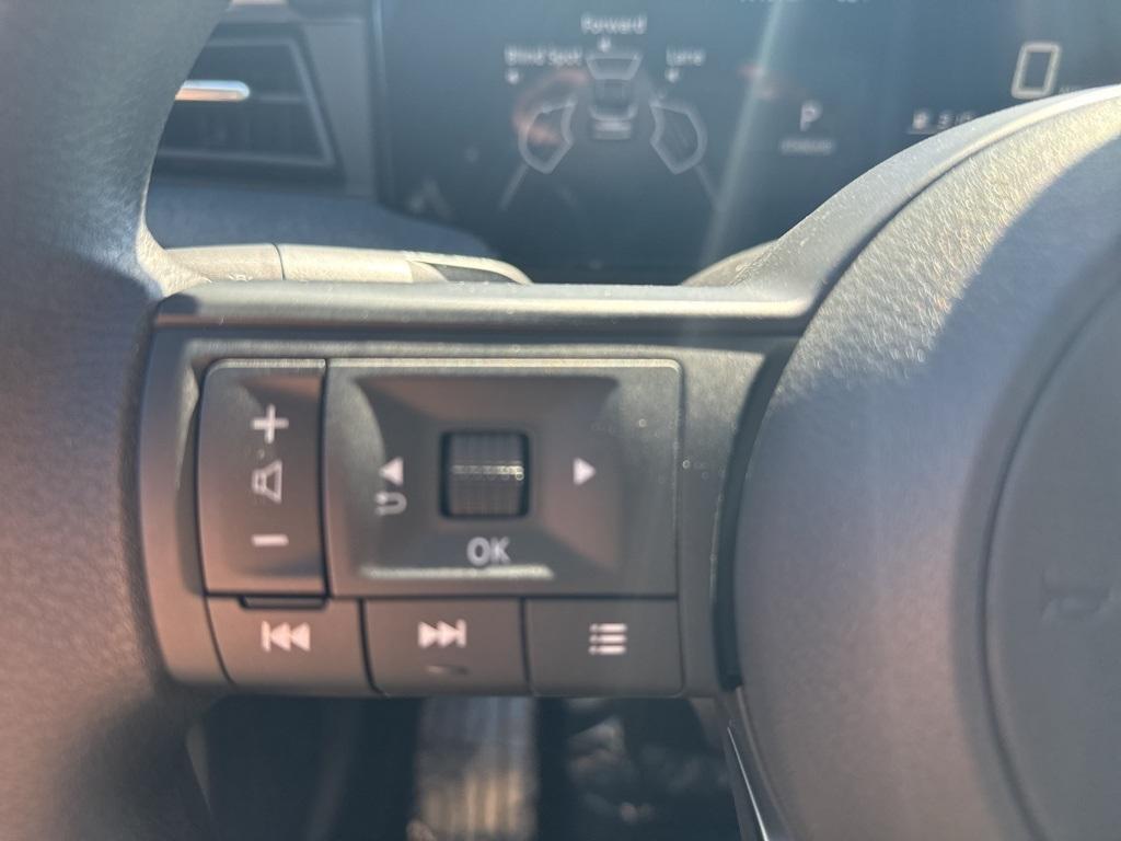 new 2025 Nissan Kicks car, priced at $26,430