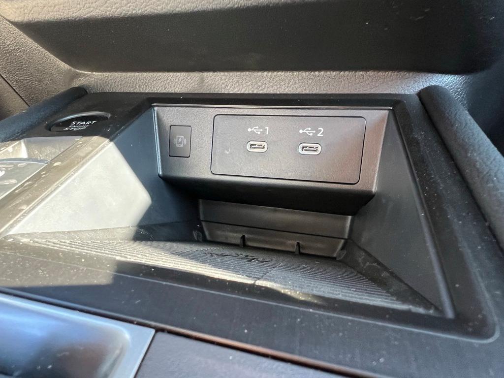 new 2025 Nissan Kicks car, priced at $26,505
