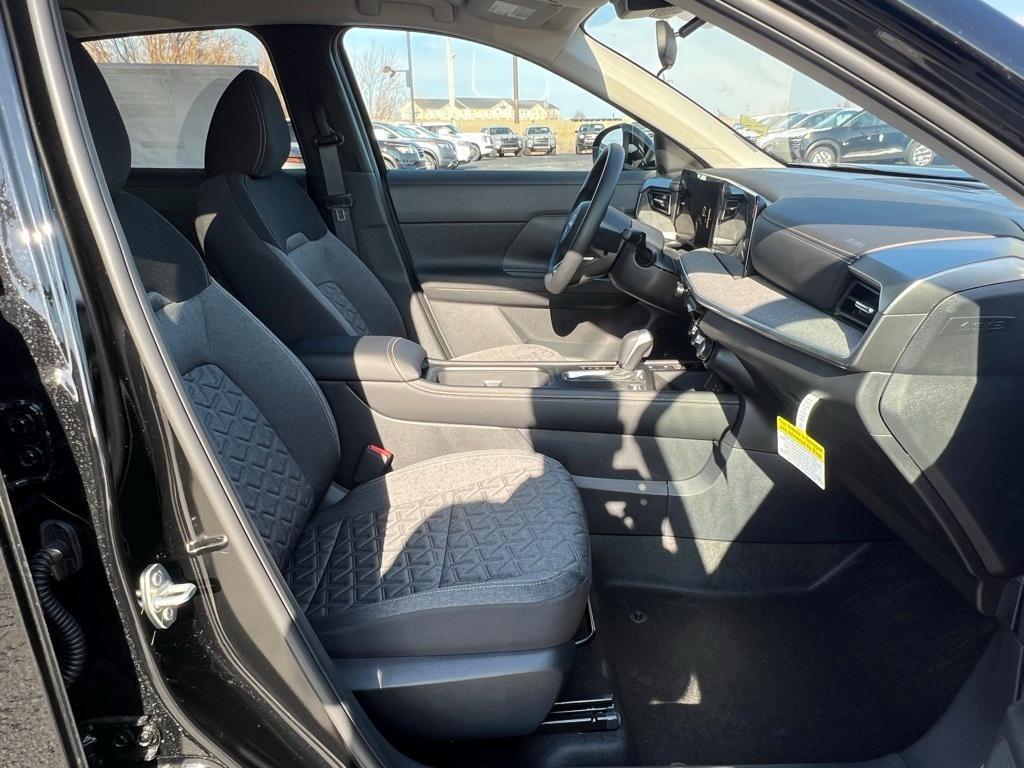 new 2025 Nissan Kicks car, priced at $26,505