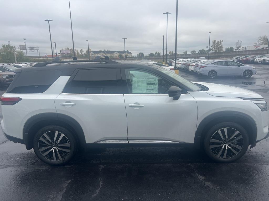 new 2025 Nissan Pathfinder car, priced at $47,117