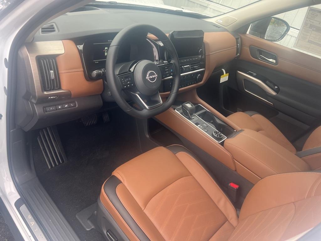 new 2025 Nissan Pathfinder car, priced at $47,117