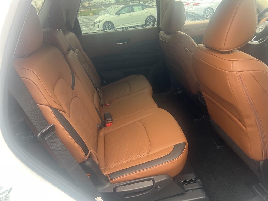 new 2025 Nissan Pathfinder car, priced at $47,117