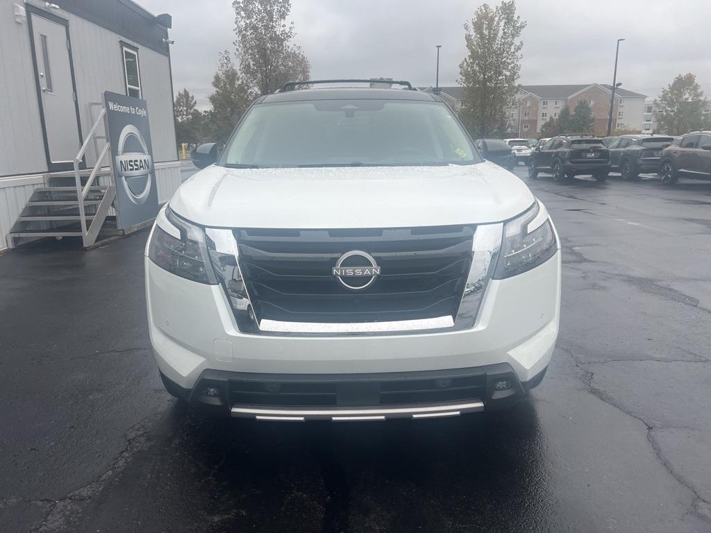 new 2025 Nissan Pathfinder car, priced at $47,117