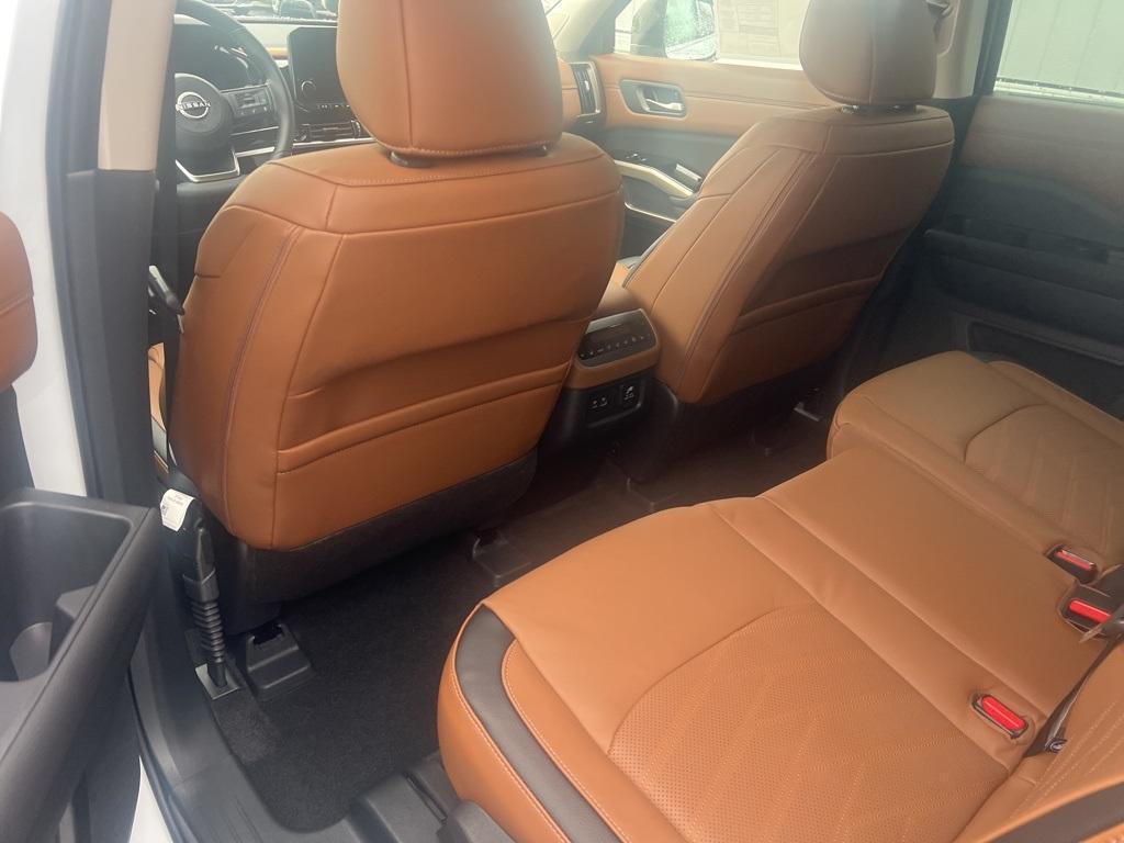 new 2025 Nissan Pathfinder car, priced at $47,117