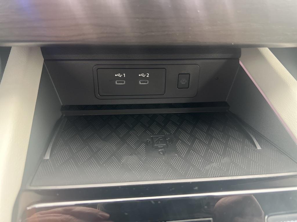 new 2025 Nissan Murano car, priced at $52,210