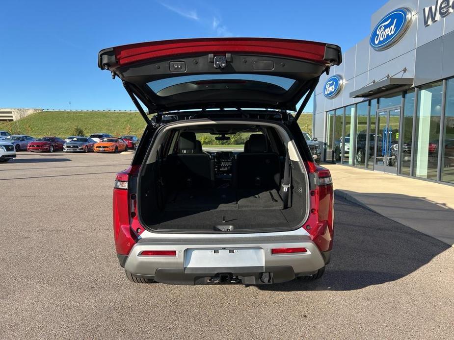 new 2025 Nissan Pathfinder car, priced at $46,947