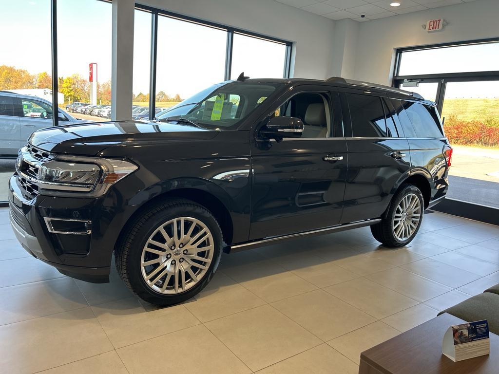 new 2024 Ford Expedition car, priced at $75,296