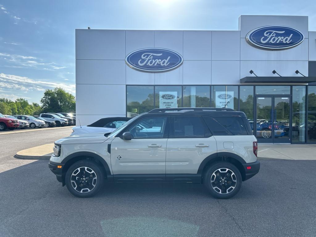 new 2024 Ford Bronco Sport car, priced at $36,712