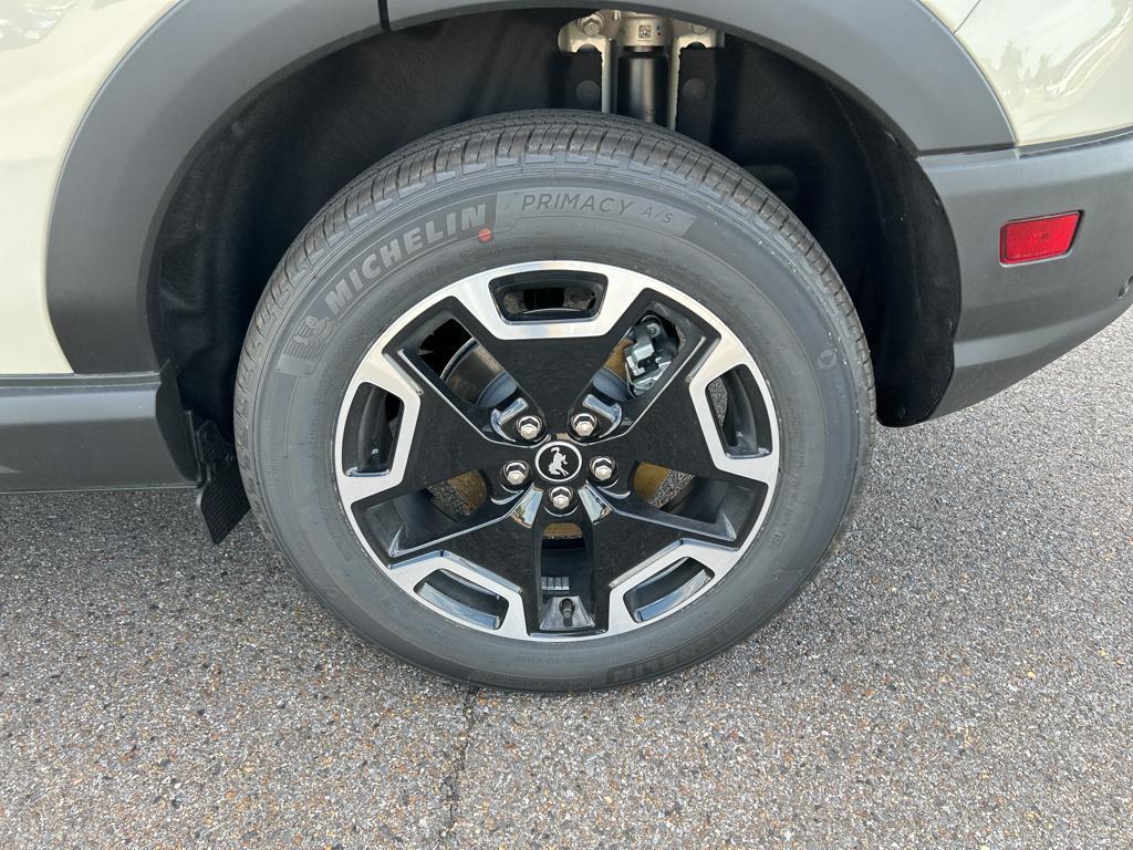 new 2024 Ford Bronco Sport car, priced at $36,712