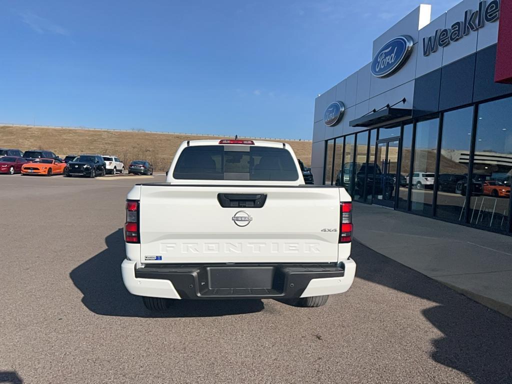 new 2025 Nissan Frontier car, priced at $39,899