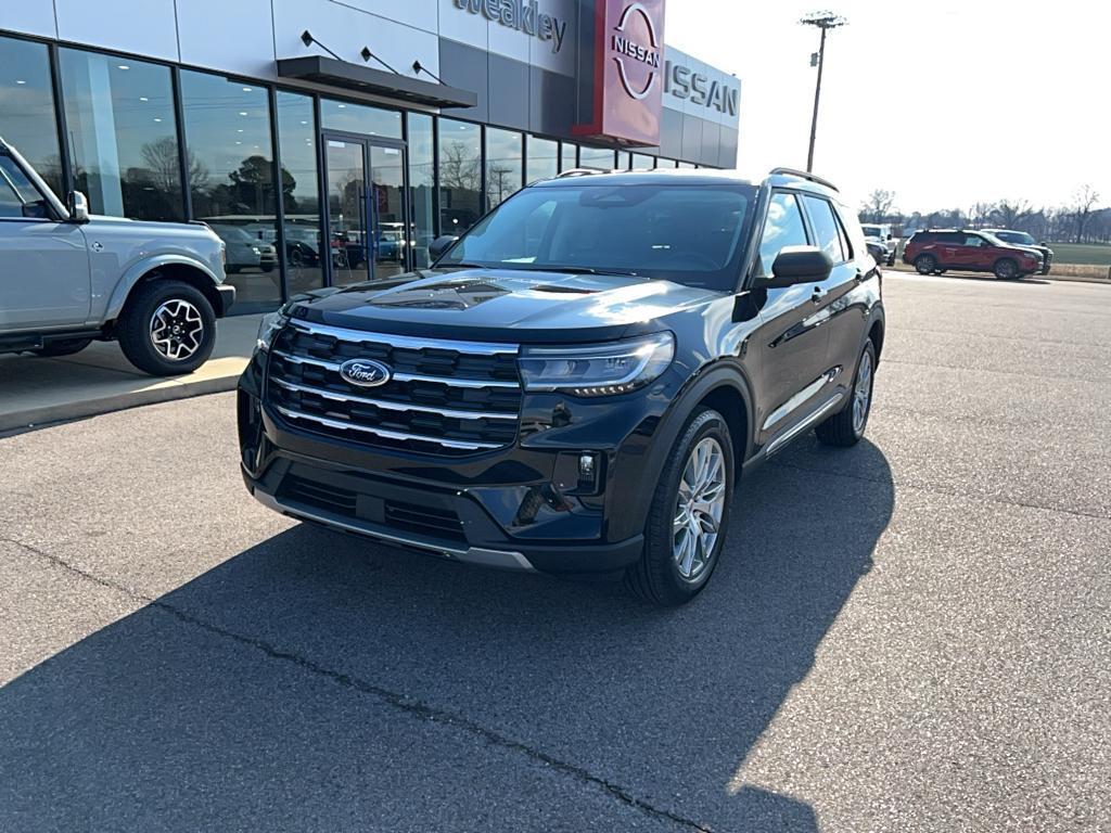 new 2025 Ford Explorer car, priced at $46,583