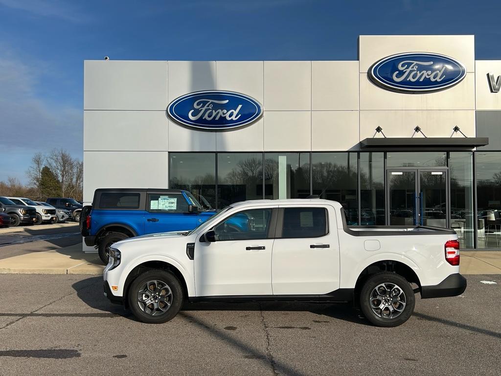 new 2025 Ford Maverick car, priced at $33,678