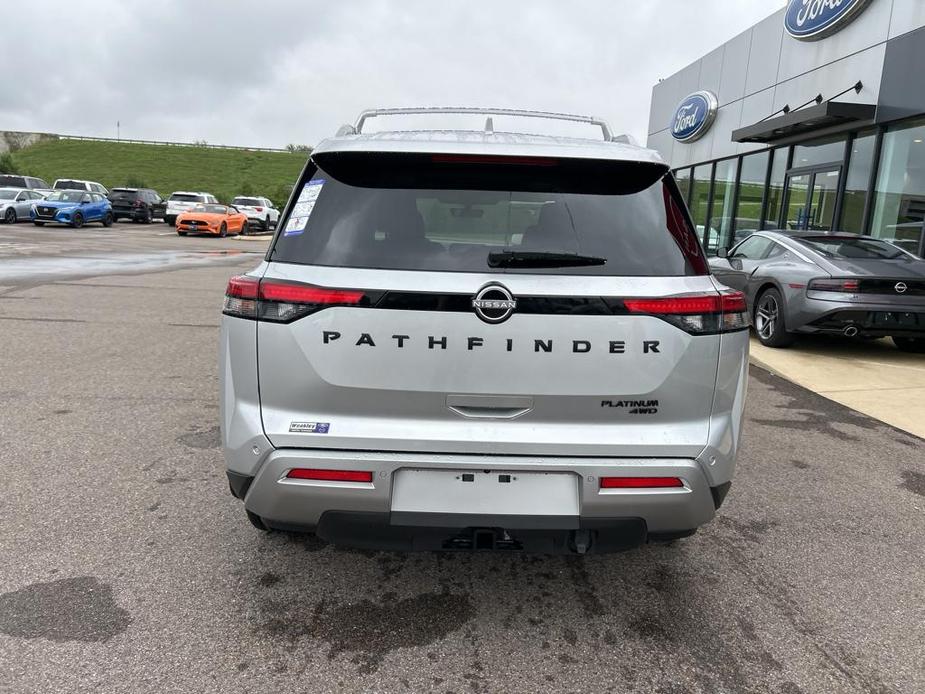 new 2024 Nissan Pathfinder car, priced at $52,262