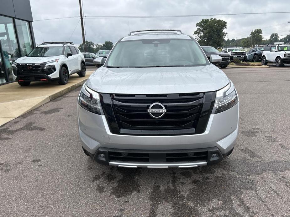 new 2024 Nissan Pathfinder car, priced at $52,262