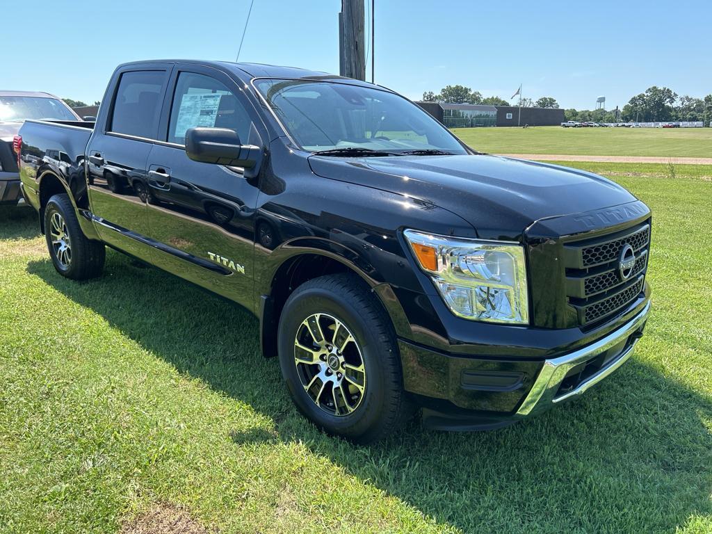 new 2024 Nissan Titan car, priced at $52,040