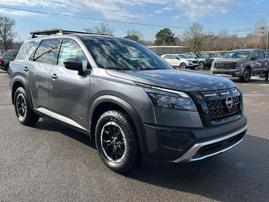 new 2025 Nissan Pathfinder car, priced at $44,500