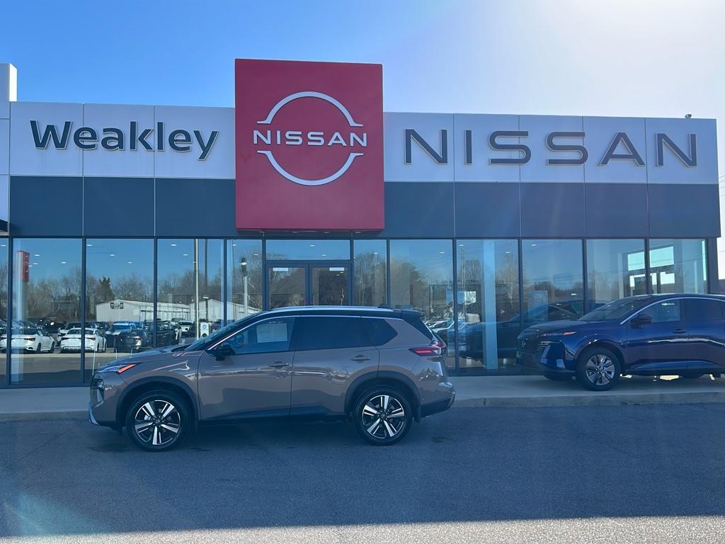 new 2025 Nissan Rogue car, priced at $39,196