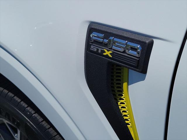 new 2025 Ford F-150 car, priced at $43,160