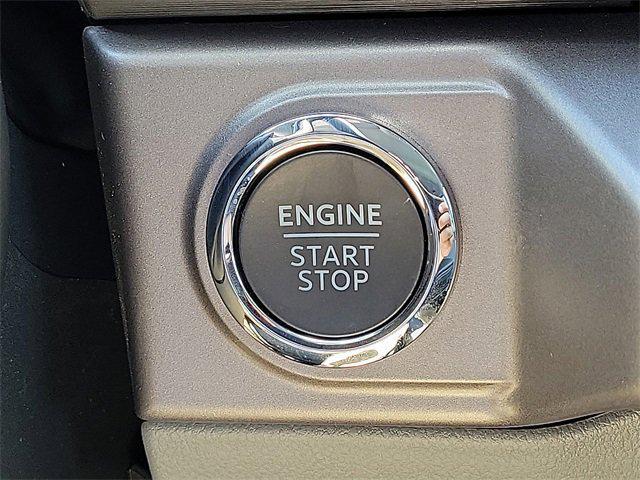 new 2025 Ford F-150 car, priced at $55,682