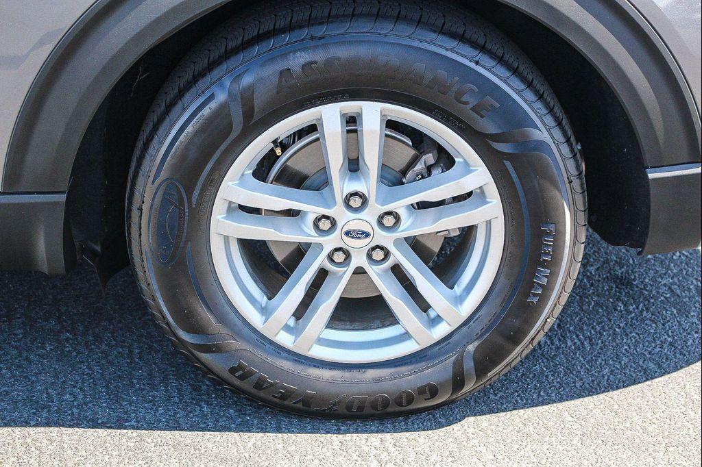 used 2022 Ford Explorer car, priced at $29,999