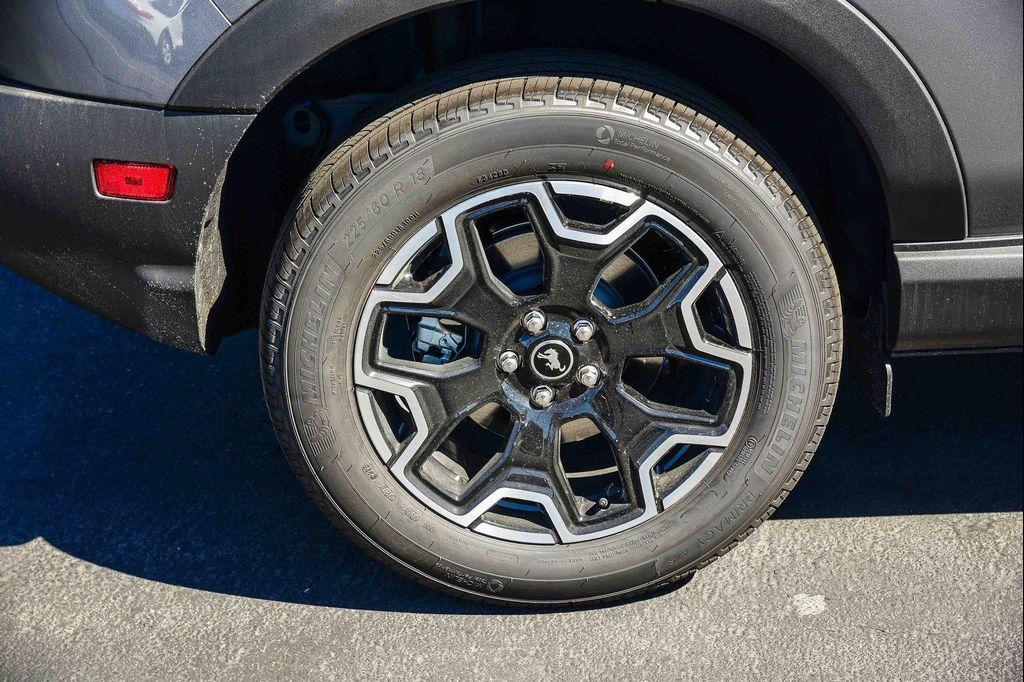 new 2025 Ford Bronco Sport car, priced at $38,985