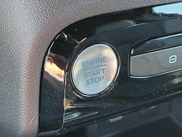 new 2025 Ford Escape car, priced at $35,255