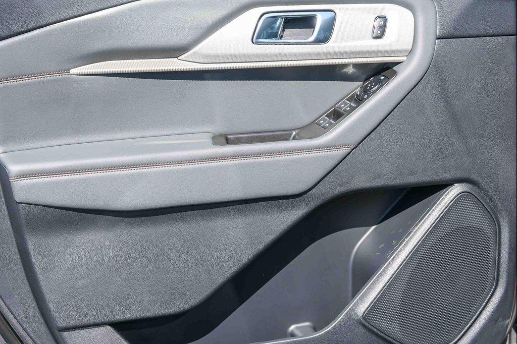 new 2025 Ford Explorer car, priced at $40,645