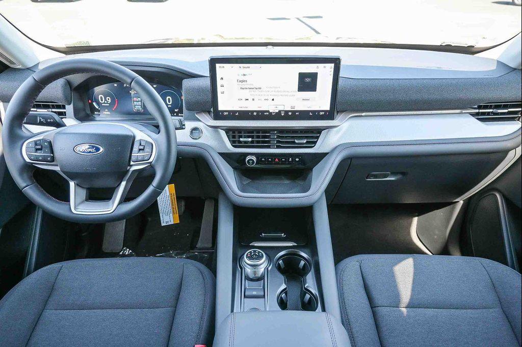new 2025 Ford Explorer car, priced at $40,645
