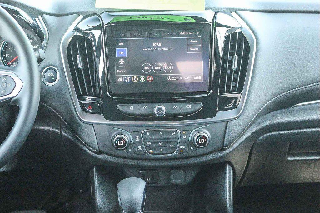 used 2023 Chevrolet Traverse car, priced at $32,995