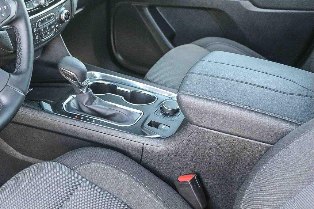used 2023 Chevrolet Traverse car, priced at $32,995