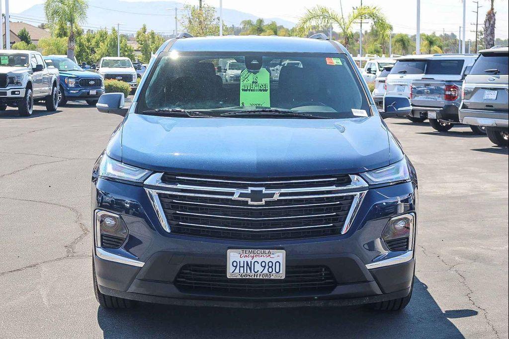 used 2023 Chevrolet Traverse car, priced at $32,995