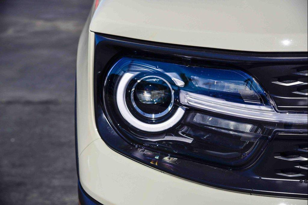 new 2025 Ford Bronco Sport car, priced at $35,780