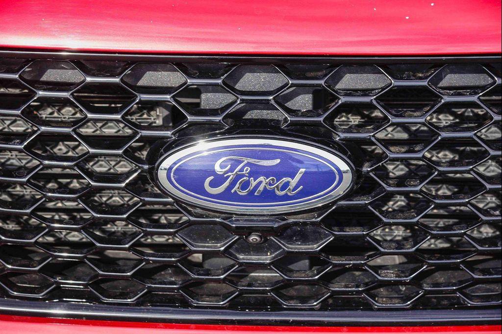 used 2024 Ford Edge car, priced at $33,995