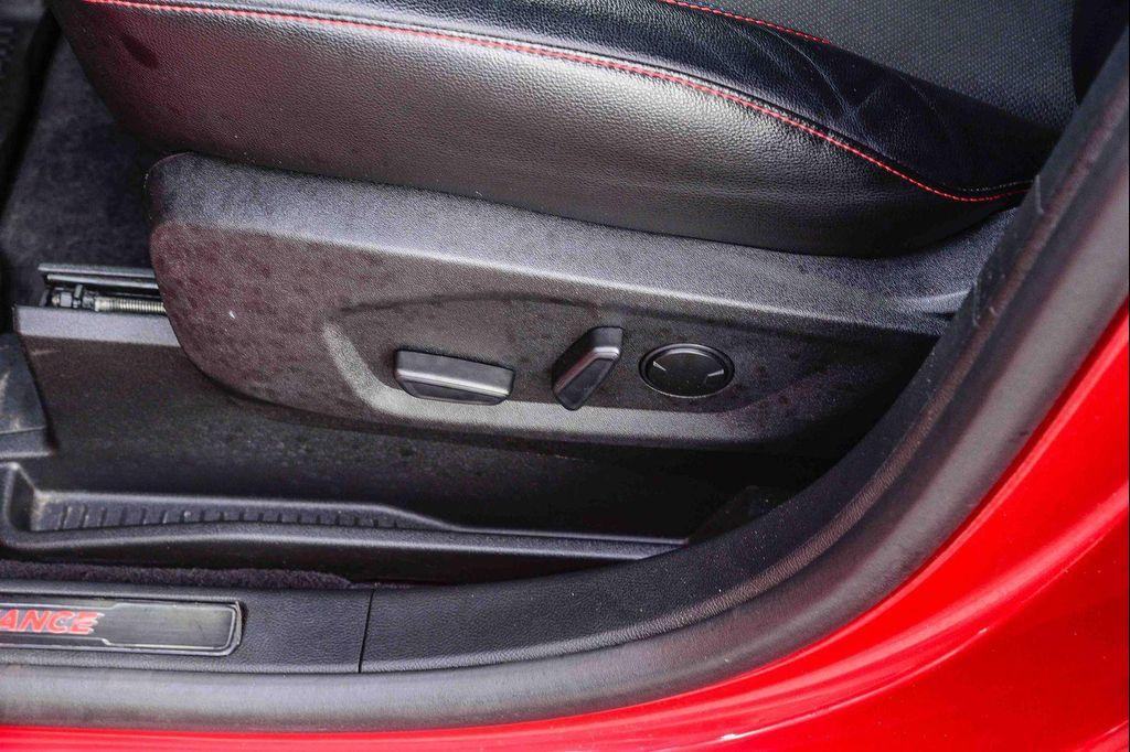 used 2024 Ford Edge car, priced at $33,995