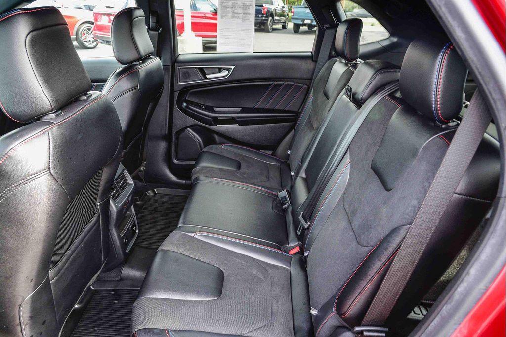 used 2024 Ford Edge car, priced at $33,995