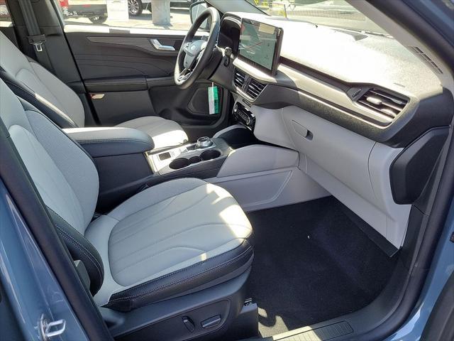 new 2025 Ford Escape PHEV car, priced at $40,320