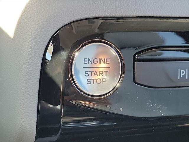new 2025 Ford Escape PHEV car, priced at $40,320
