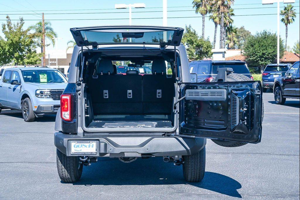 new 2025 Ford Bronco car, priced at $47,760