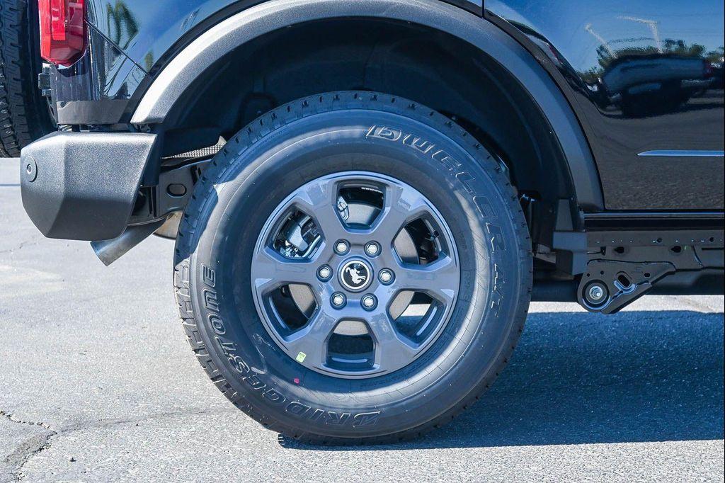 new 2025 Ford Bronco car, priced at $47,760