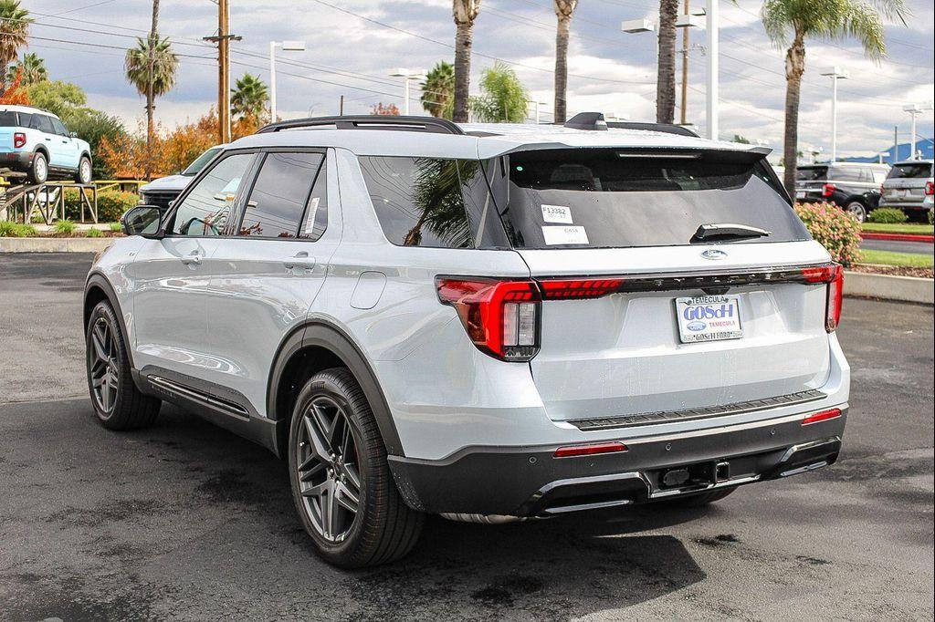 new 2026 Ford Explorer car, priced at $50,555