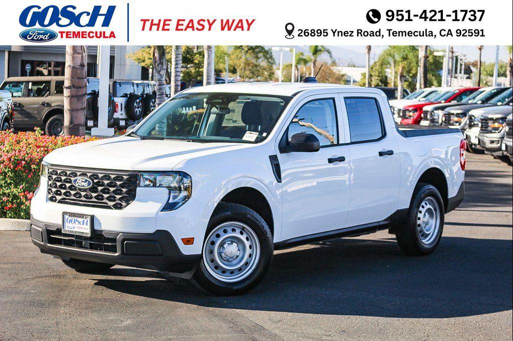 new 2025 Ford Maverick car, priced at $32,060