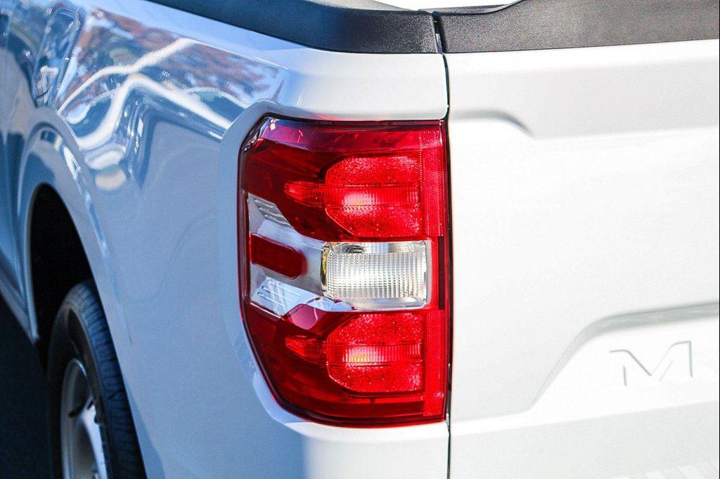 new 2025 Ford Maverick car, priced at $32,060