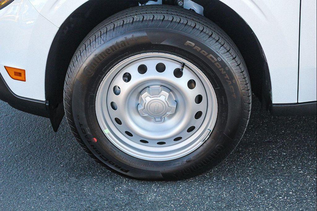 new 2025 Ford Maverick car, priced at $32,060